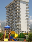 Новые апартаменты в комплексе с бассейном в Махмутларе